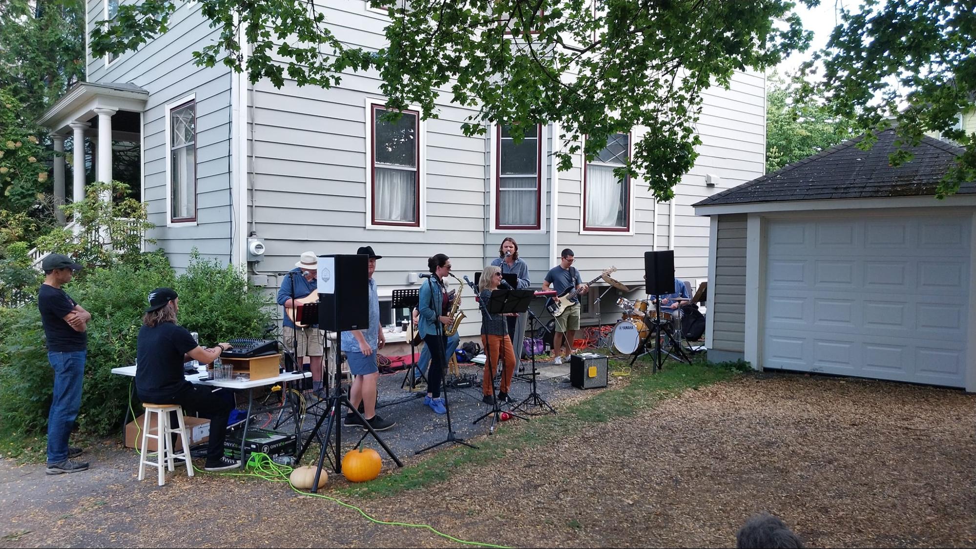 PORCH-OFF COMPETITION